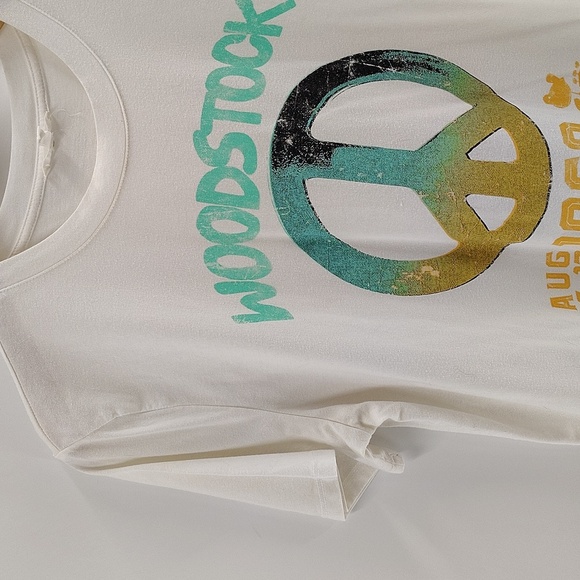 Maurices Woodstock Tee Size Medium White With Peace Sign Graphic - Picture 2 of 7